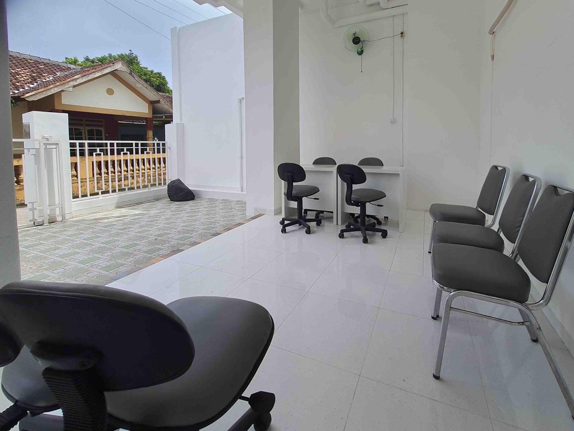 Reddoorz Syariah At Jalan Godean Hotell Ngabean Eksteriør bilde