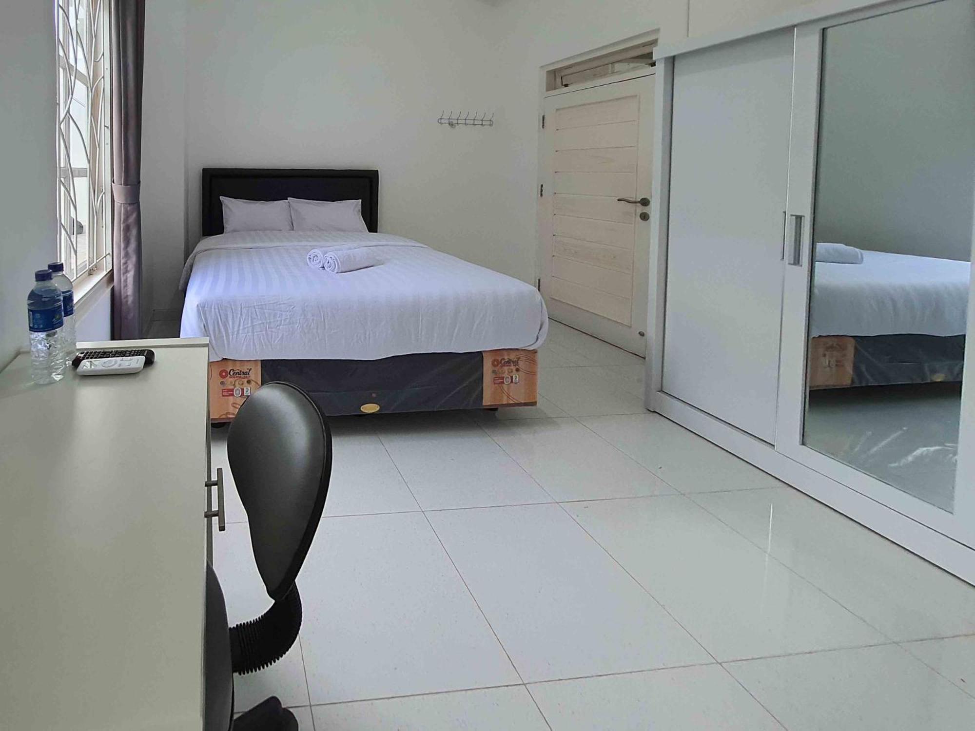 Reddoorz Syariah At Jalan Godean Hotell Ngabean Eksteriør bilde